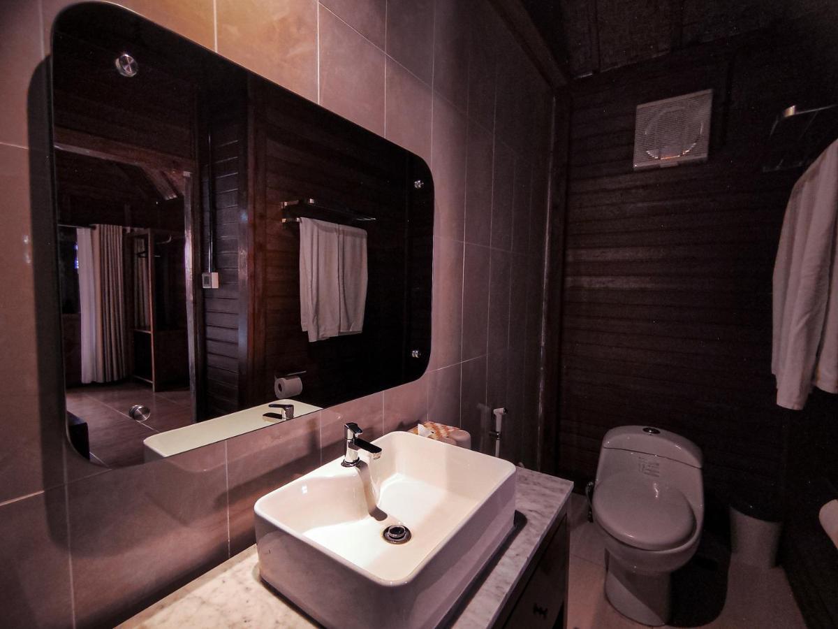 Uli Wood Villa, Jimbaran Bali - Near Gwk Zewnętrze zdjęcie