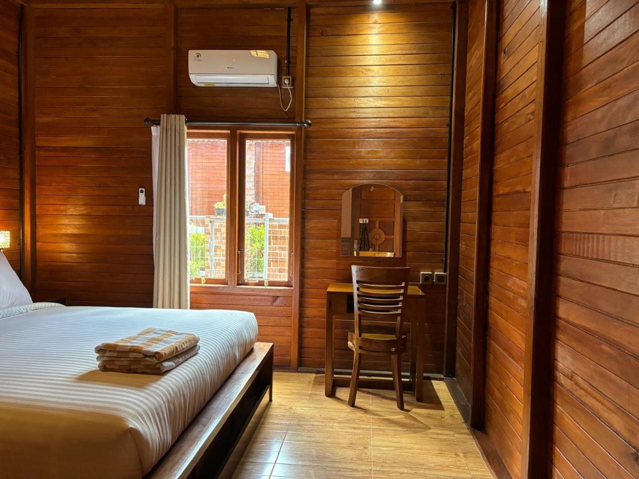 Uli Wood Villa, Jimbaran Bali - Near Gwk Zewnętrze zdjęcie