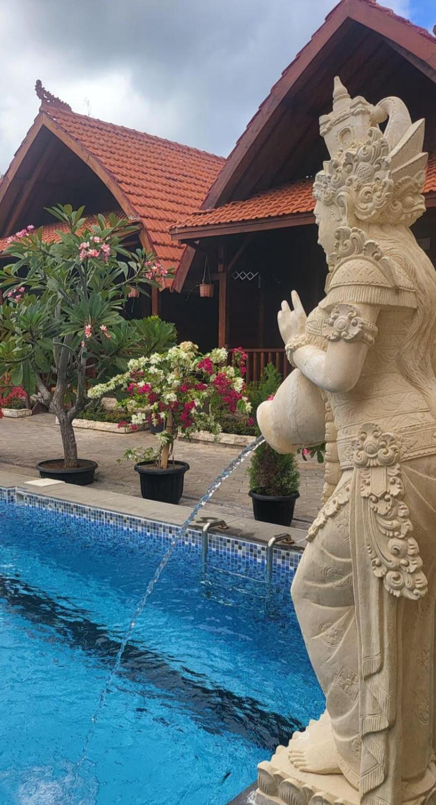 Uli Wood Villa, Jimbaran Bali - Near Gwk Zewnętrze zdjęcie